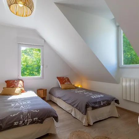 Accueillant Avec Piscine Chauffee A Partager, Pres D'angers, Ideal Pour En Nature - Fr-1-622-44 Ferienhaus