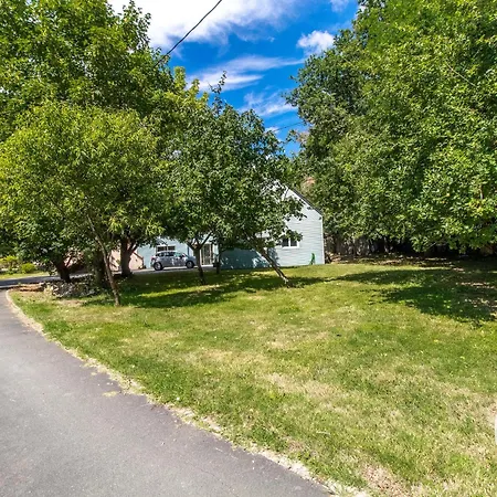 Accueillant Avec Piscine Chauffee A Partager, Pres D'angers, Ideal Pour En Nature - Fr-1-622-44 Ferienhaus